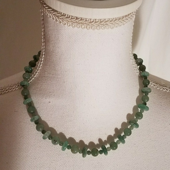 Adventurine 15 Inch Necklace - Picture 1 of 4